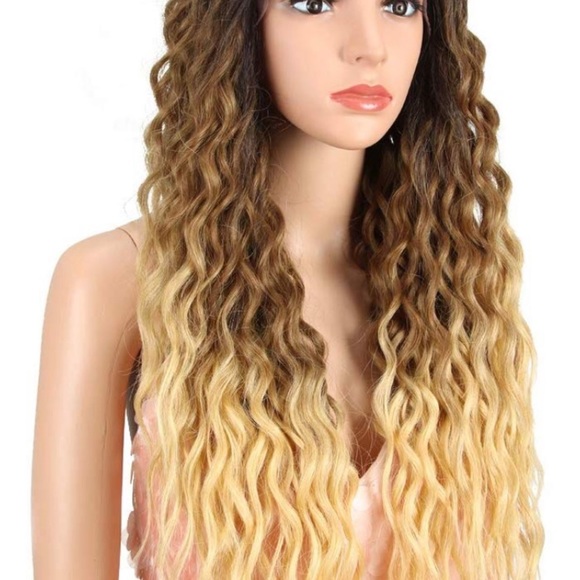 ?Synthia BROWN TO BLONDE OMBRÉ 26” LACEFRONT  WIG main image 2